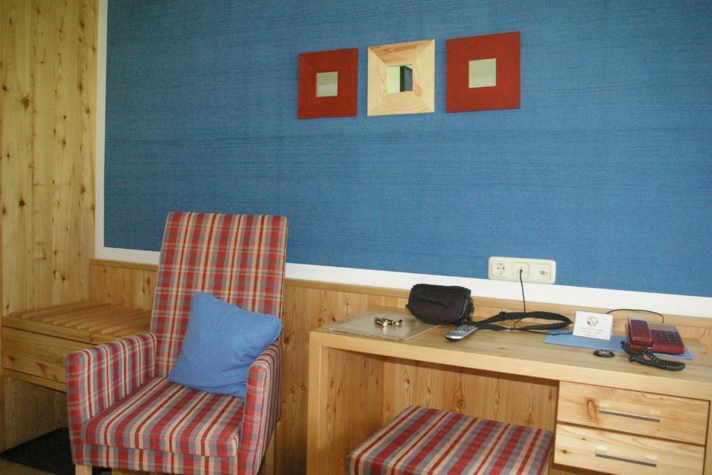 Hotel Maximilian Mayrhofen Habitación foto